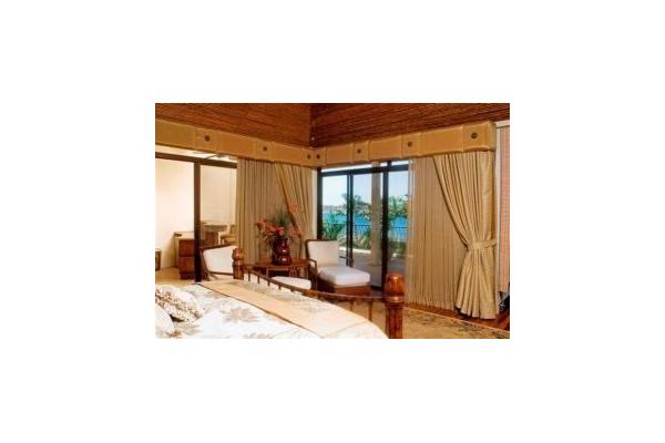 2nd Floor Ocean View Master Bedroom