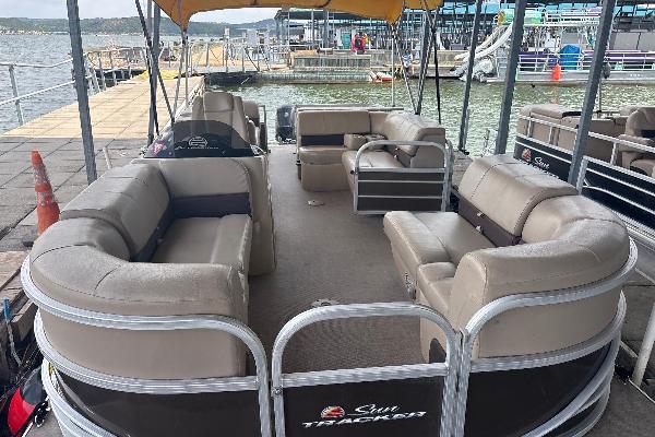 Luxury boat rentals