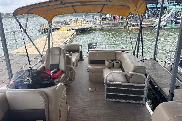 Luxury boat rentals