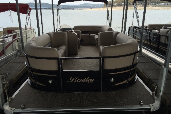 15 Passenger Pontoon