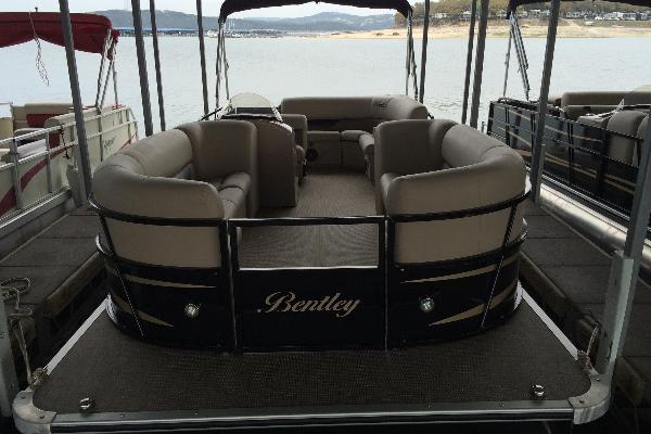 15 Passanger Pontoon Boat