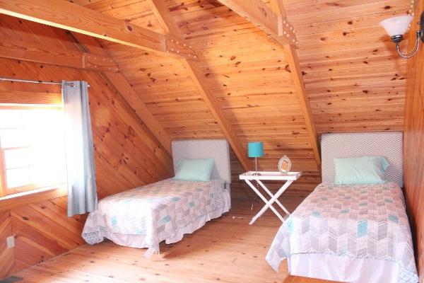 Bedroom off loft, also queen bed in this bedroom 