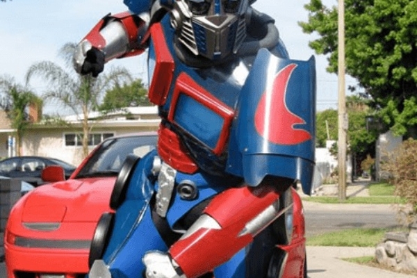 characters for birthday parties Optimus Transformer 