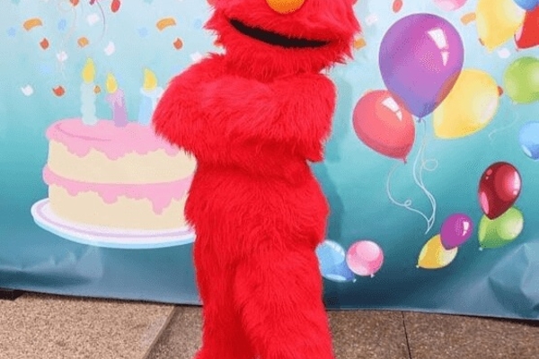 characters for birthday parties Elmo
