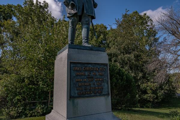 Statue of Hans Christian Heg