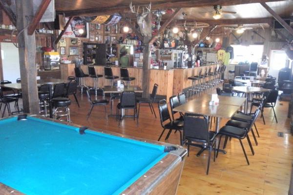 Red Barn Resort And Campground Lansing Iowa Interior
