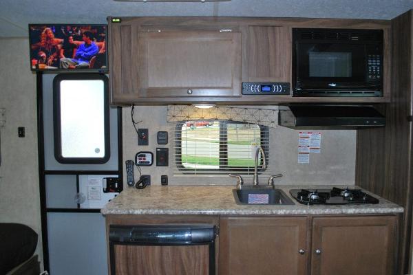 Rent For Fun RV Rentals, Repair, Parts & Sales