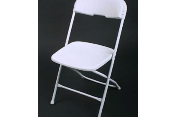 WHITE PLASTIC FOLDING CHAIRS