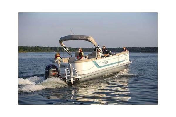 25 Ft pontoon. Fits up to 12 with plenty of space. Comes with Bluetooth and a lily pad.