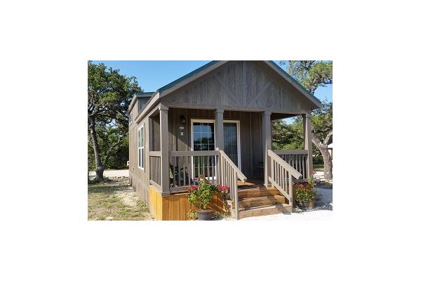 Cabin - 1 Bedroom, 1 Bath, Kitchen, Loft, Covered Deck