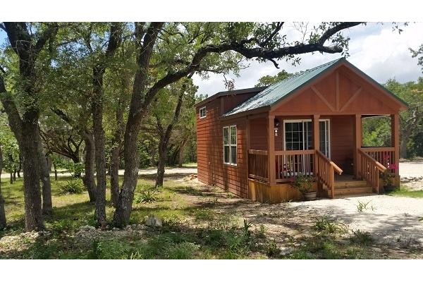 Cabin - 1 Bedroom, 1 Bath, Kitchen, Loft, Covered Deck