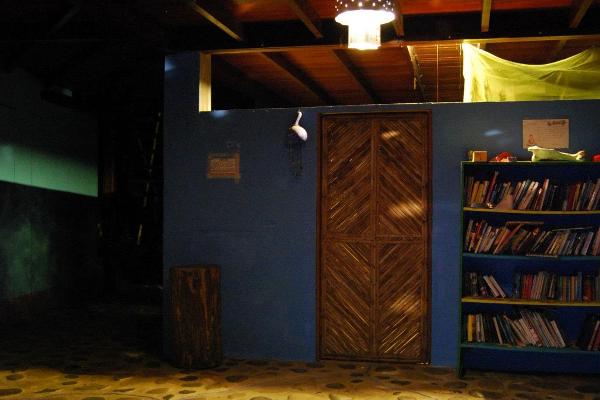 Yoga Farm Main House - Dorms and Private Rooms