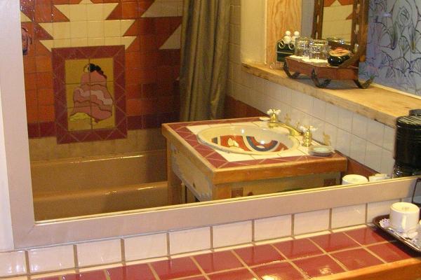 O'Keeffe Room Bath