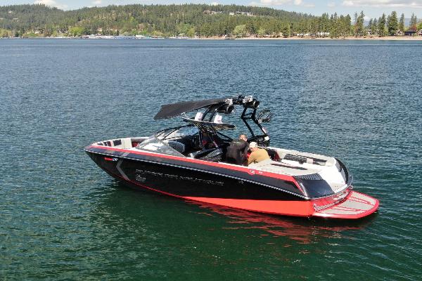 Super Air Nautique G23