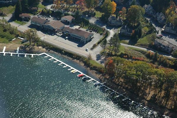 Deep Creek Lake 20' Dock Slip Rental at Traders Landing