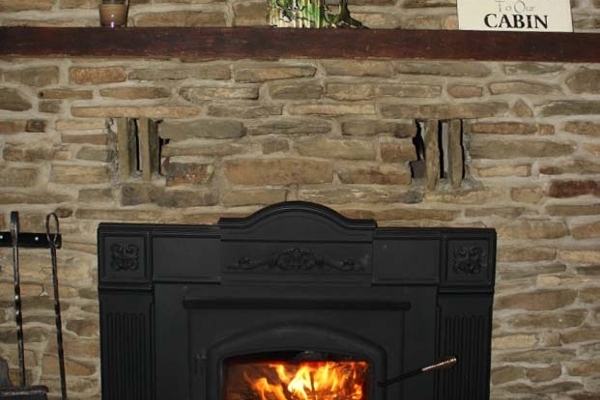 Fair Winds River Cottage Fireplace