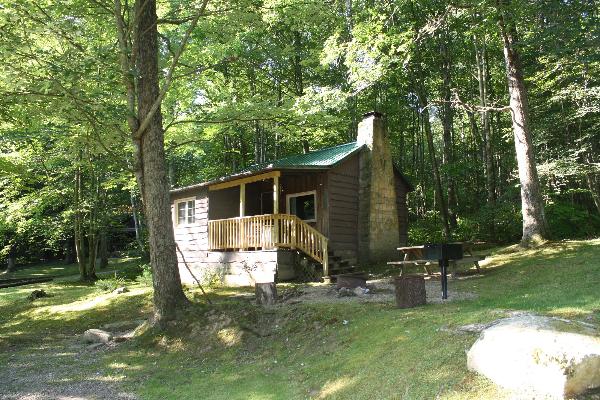 Whispering Oaks Cabin #4