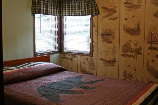 Whispering Oaks Cabin #1