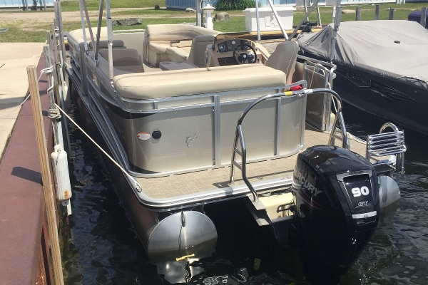 Premium Pontoon #2